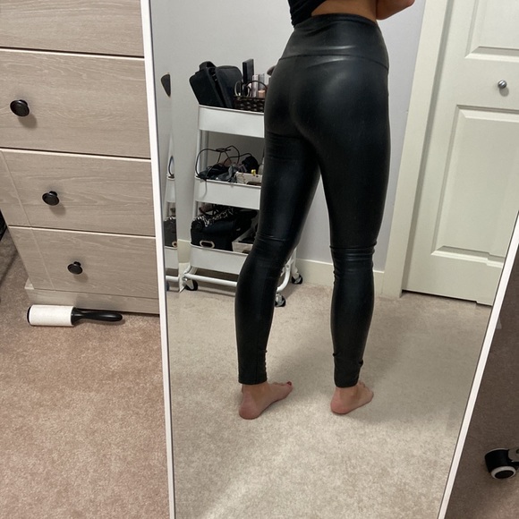 7 for All Mankind Faux Leather Leggings - Picture 2 of 5